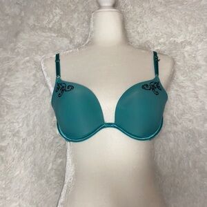 Victoria’s Secret vintage rhinestone detail bra